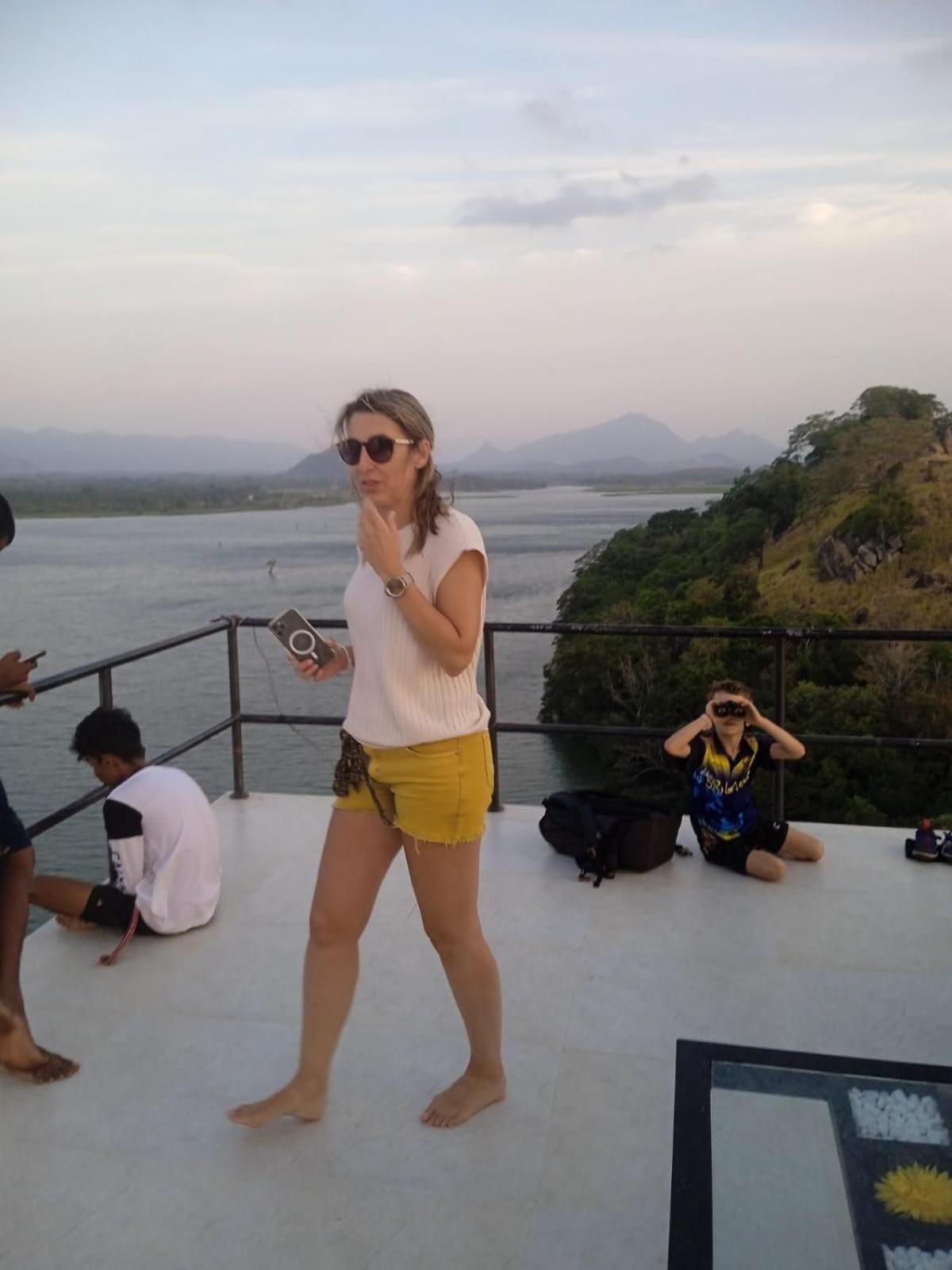 New Rasi Guest House Dambulla Buitenkant foto